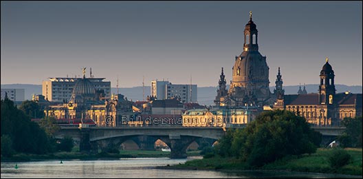 Bildtitel: "Früh morgens / early in the morning"